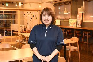 谷奈津子さん